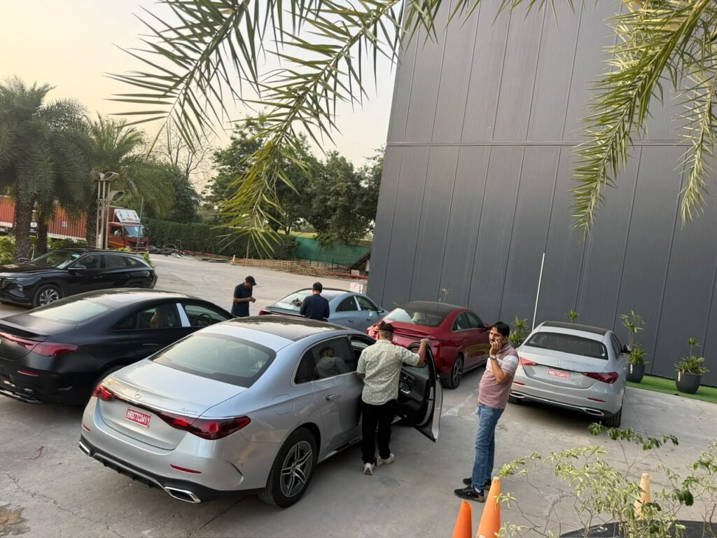 Car carrier service